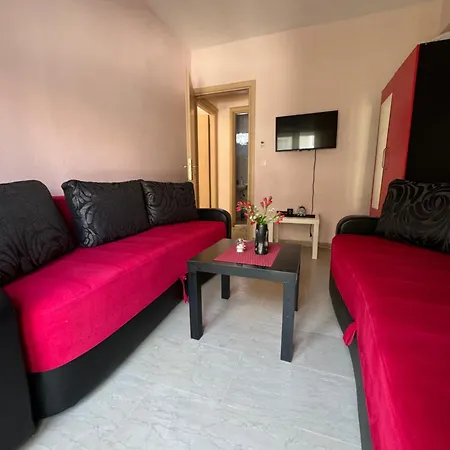 Taleski Appartement Peraía